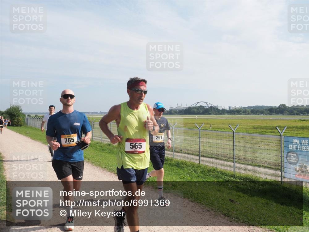 08.09.2024 - Airport Race Miley Keyser http://msf.ph/oto/6991369 08.09.2024 12:10:18 Laufen OLYMPUS, DIGITAL, CAMERA meine-sportfotos.de