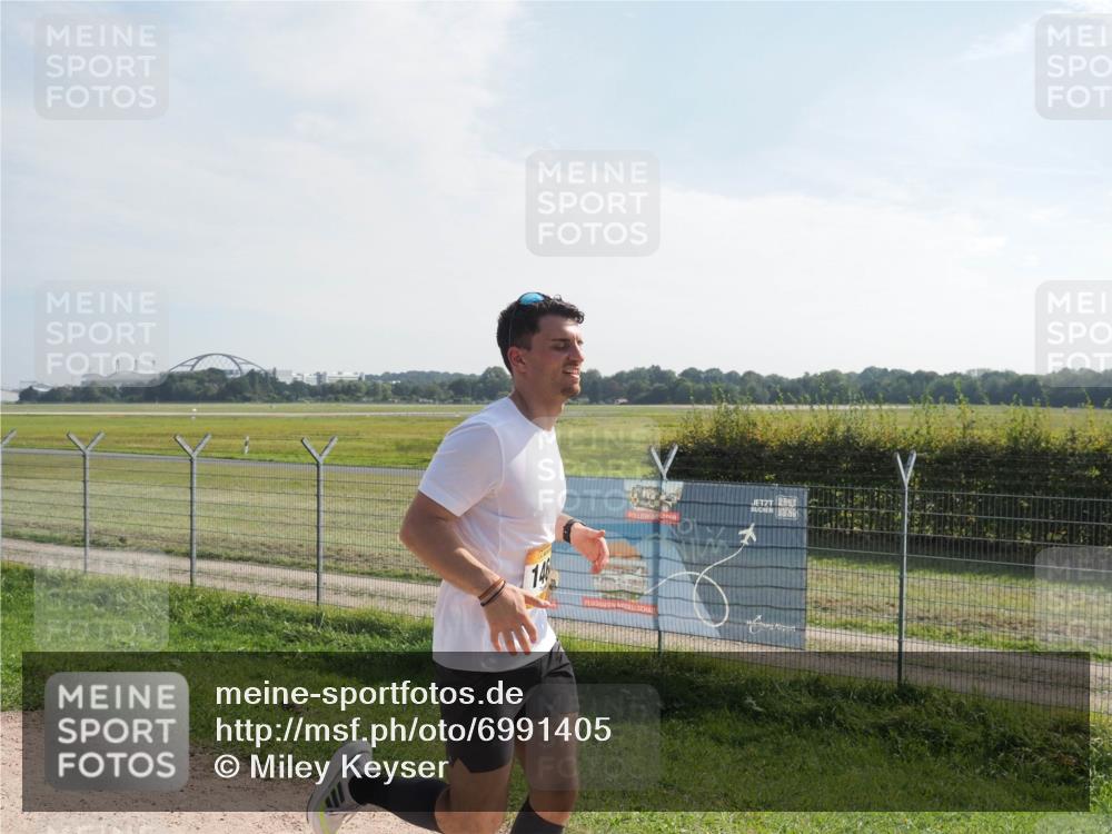 08.09.2024 - Airport Race Miley Keyser http://msf.ph/oto/6991405 08.09.2024 12:10:20 Laufen OLYMPUS, DIGITAL, CAMERA meine-sportfotos.de