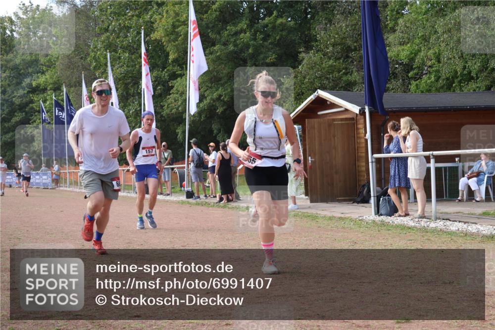 08.09.2024 - Airport Race Strokosch-Dieckow http://msf.ph/oto/6991407 08.09.2024 12:34:29 Ziel 157, 210, 231, 655, 683, 1072 meine-sportfotos.de