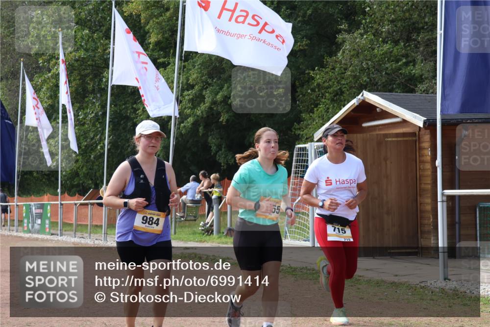 08.09.2024 - Airport Race Strokosch-Dieckow http://msf.ph/oto/6991414 08.09.2024 13:08:20 Ziel 355, 715, 815, 984, 1255 meine-sportfotos.de
