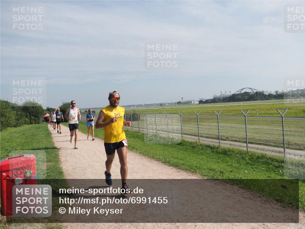08.09.2024 - Airport Race Miley Keyser http://msf.ph/oto/6991455 08.09.2024 12:10:30 Laufen OLYMPUS, DIGITAL, CAMERA meine-sportfotos.de