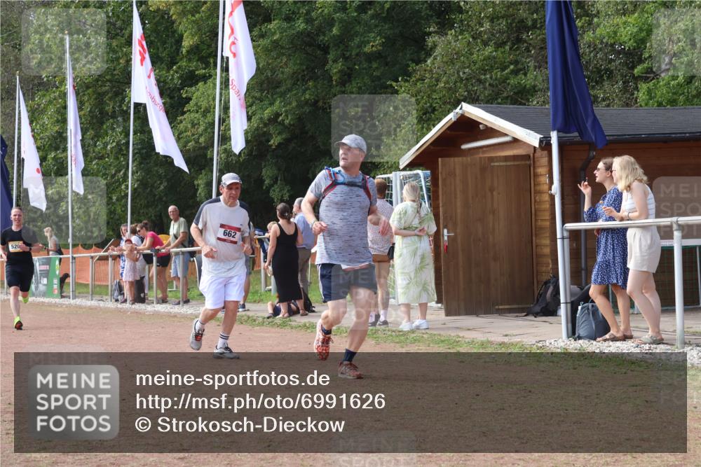 08.09.2024 - Airport Race Strokosch-Dieckow http://msf.ph/oto/6991626 08.09.2024 12:34:37 Ziel 231, 520, 662, 798, 857, 1072 meine-sportfotos.de