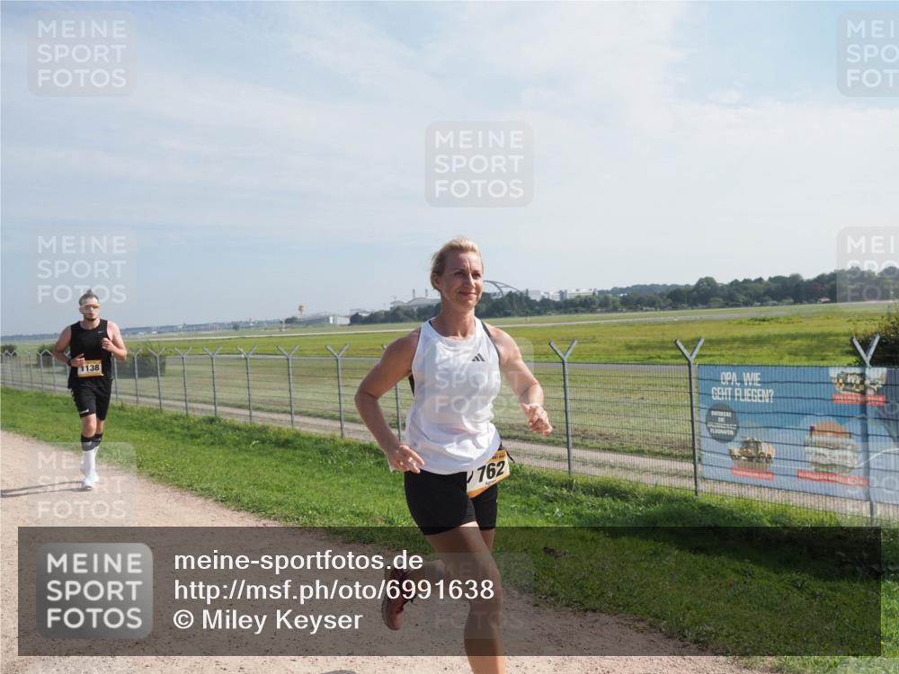 08.09.2024 - Airport Race Miley Keyser http://msf.ph/oto/6991638 08.09.2024 12:10:47 Laufen OLYMPUS, DIGITAL, CAMERA meine-sportfotos.de