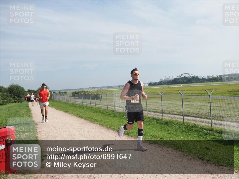 08.09.2024 - Airport Race Miley Keyser http://msf.ph/oto/6991647 08.09.2024 12:10:49 Laufen OLYMPUS, DIGITAL, CAMERA meine-sportfotos.de