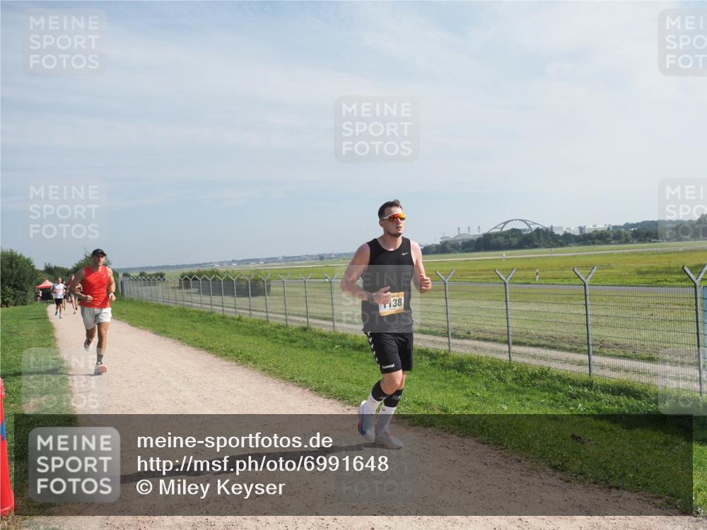 08.09.2024 - Airport Race Miley Keyser http://msf.ph/oto/6991648 08.09.2024 12:10:49 Laufen OLYMPUS, DIGITAL, CAMERA meine-sportfotos.de
