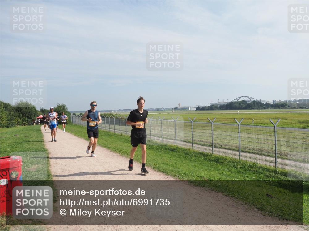 08.09.2024 - Airport Race Miley Keyser http://msf.ph/oto/6991735 08.09.2024 12:11:09 Laufen OLYMPUS, DIGITAL, CAMERA meine-sportfotos.de