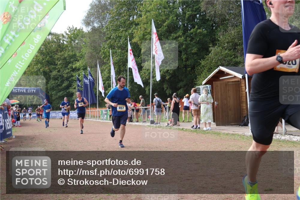 08.09.2024 - Airport Race Strokosch-Dieckow http://msf.ph/oto/6991758 08.09.2024 12:34:41 Ziel 231, 520, 662, 733, 798, 857 meine-sportfotos.de