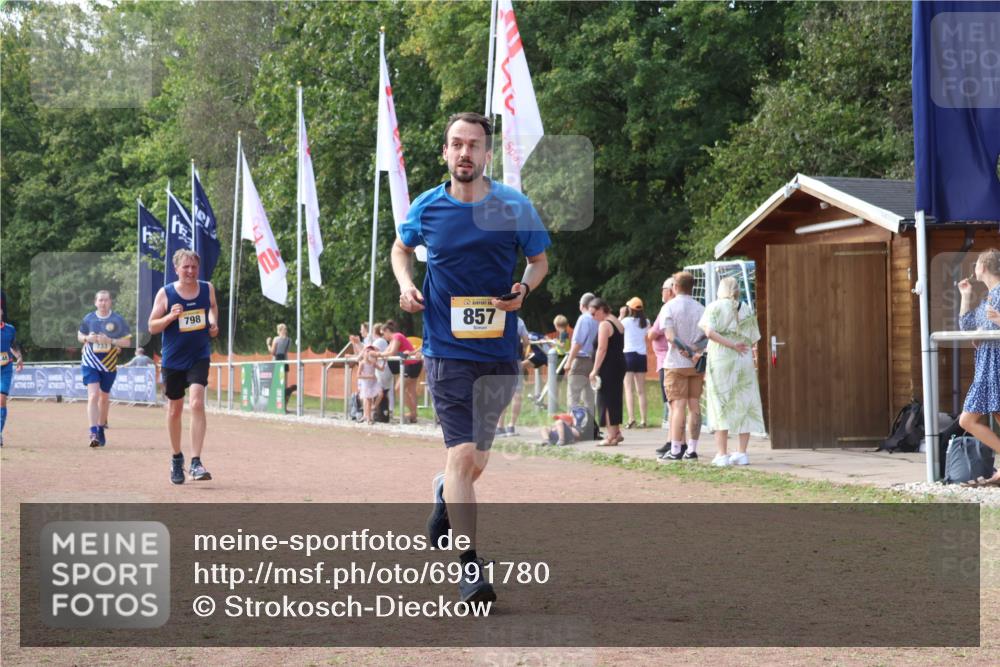 08.09.2024 - Airport Race Strokosch-Dieckow http://msf.ph/oto/6991780 08.09.2024 12:34:43 Ziel 733, 798, 857, 1148 meine-sportfotos.de