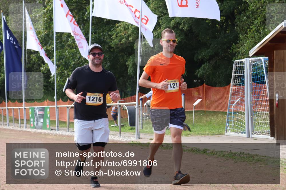 08.09.2024 - Airport Race Strokosch-Dieckow http://msf.ph/oto/6991806 08.09.2024 13:08:40 Ziel 13, 1121, 1216 meine-sportfotos.de