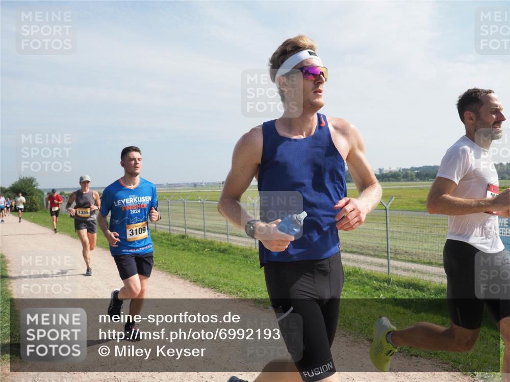 08.09.2024 - Airport Race Miley Keyser http://msf.ph/oto/6992193 08.09.2024 12:11:56 Laufen OLYMPUS, DIGITAL, CAMERA meine-sportfotos.de
