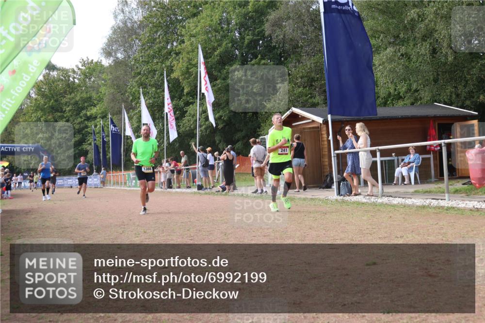 08.09.2024 - Airport Race Strokosch-Dieckow http://msf.ph/oto/6992199 08.09.2024 12:35:02 Ziel 241, 450, 498, 966, 1095, 1388 meine-sportfotos.de