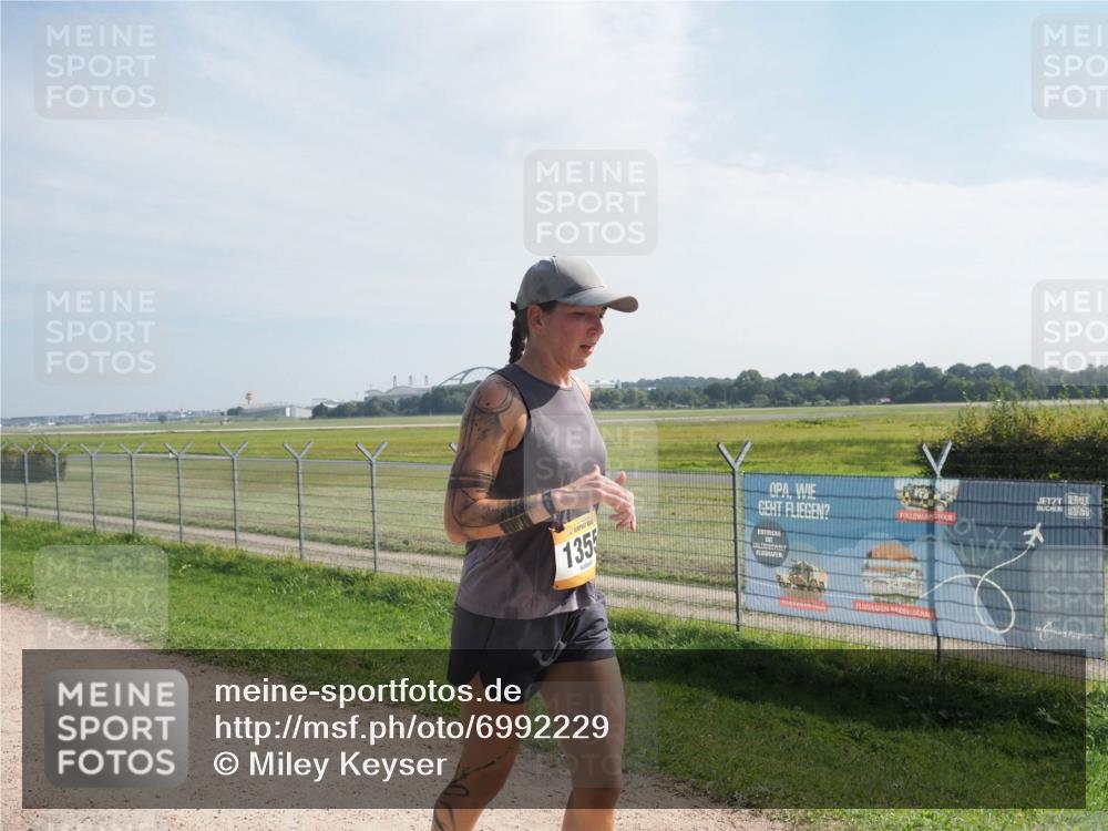 08.09.2024 - Airport Race Miley Keyser http://msf.ph/oto/6992229 08.09.2024 12:11:59 Laufen OLYMPUS, DIGITAL, CAMERA meine-sportfotos.de