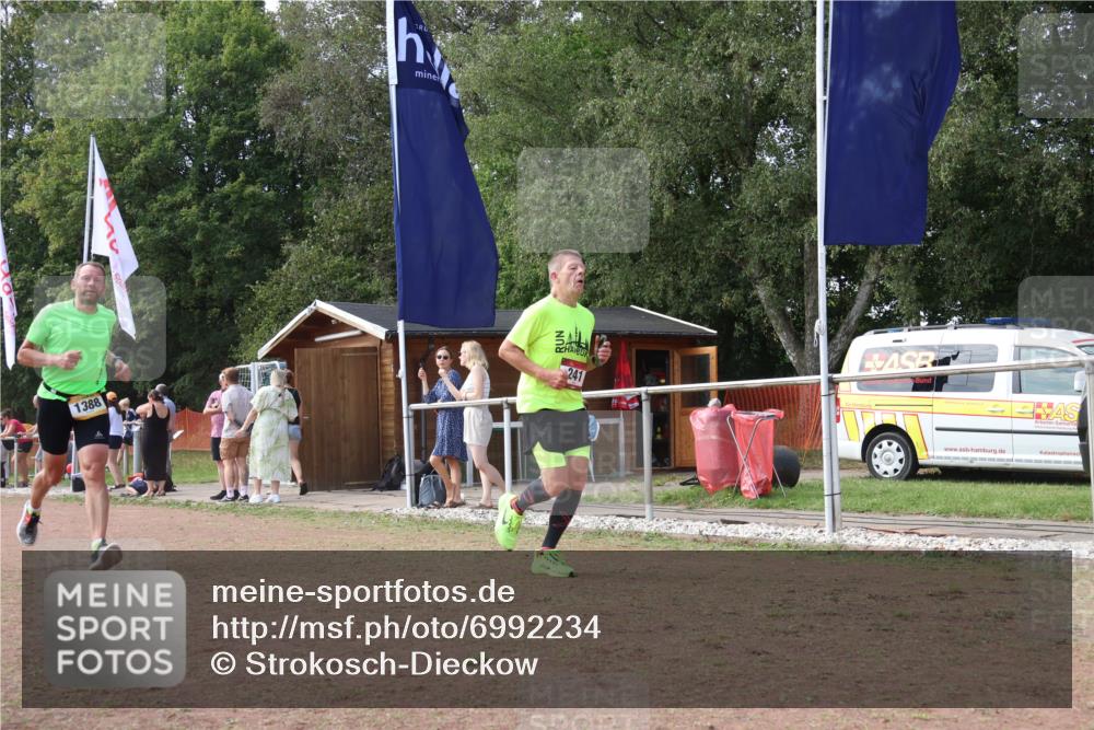08.09.2024 - Airport Race Strokosch-Dieckow http://msf.ph/oto/6992234 08.09.2024 12:35:03 Ziel 241, 450, 498, 966, 1095, 1388 meine-sportfotos.de