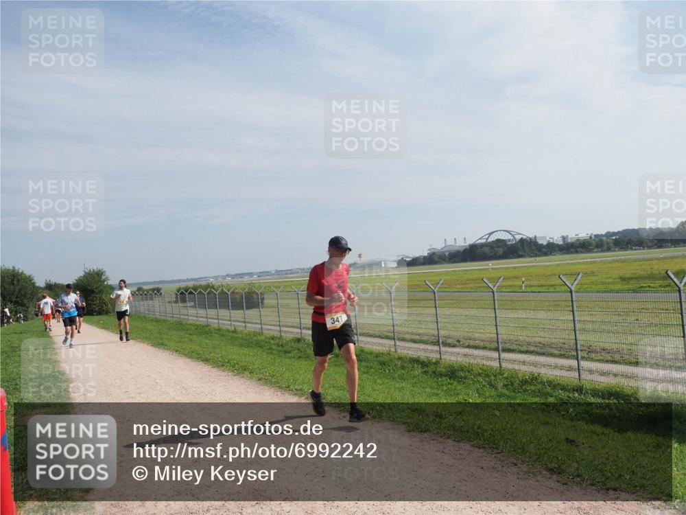 08.09.2024 - Airport Race Miley Keyser http://msf.ph/oto/6992242 08.09.2024 12:12:01 Laufen OLYMPUS, DIGITAL, CAMERA meine-sportfotos.de