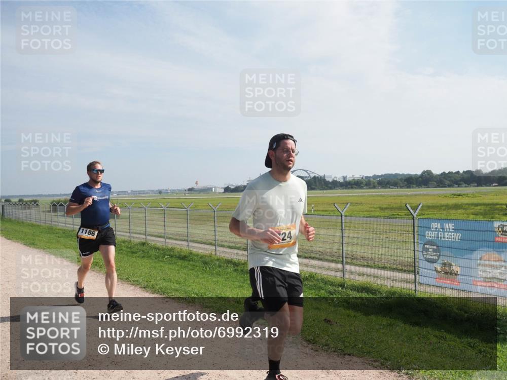 08.09.2024 - Airport Race Miley Keyser http://msf.ph/oto/6992319 08.09.2024 12:12:07 Laufen OLYMPUS, DIGITAL, CAMERA meine-sportfotos.de
