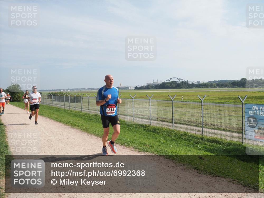 08.09.2024 - Airport Race Miley Keyser http://msf.ph/oto/6992368 08.09.2024 12:12:13 Laufen OLYMPUS, DIGITAL, CAMERA meine-sportfotos.de