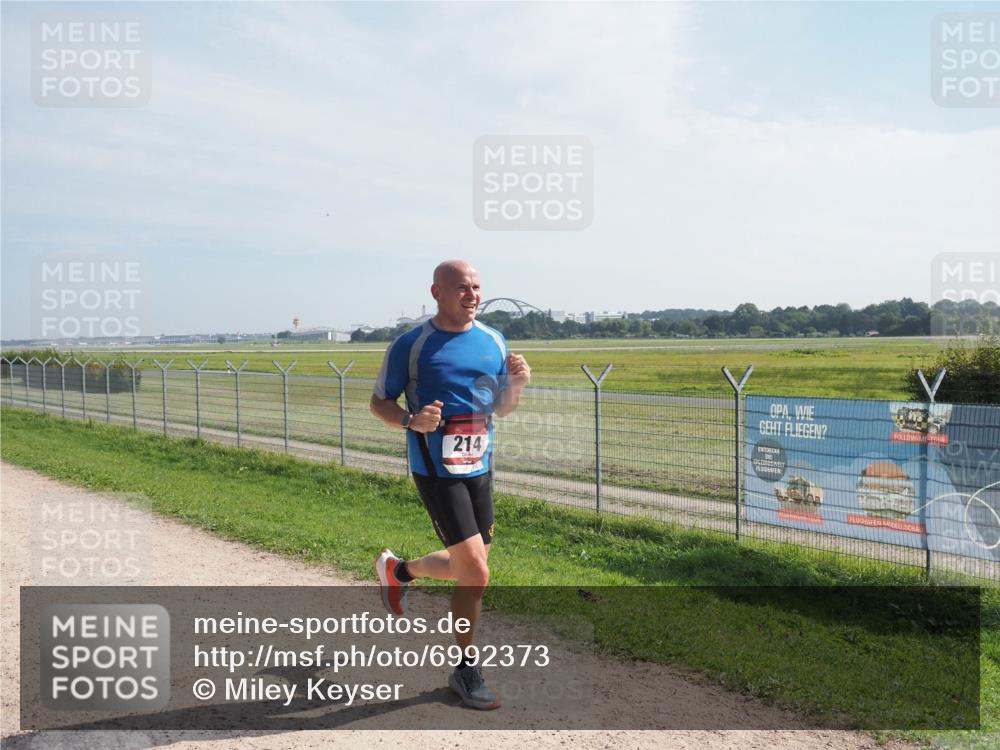 08.09.2024 - Airport Race Miley Keyser http://msf.ph/oto/6992373 08.09.2024 12:12:14 Laufen OLYMPUS, DIGITAL, CAMERA meine-sportfotos.de