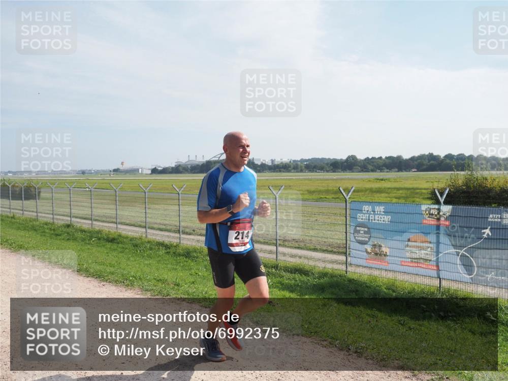 08.09.2024 - Airport Race Miley Keyser http://msf.ph/oto/6992375 08.09.2024 12:12:14 Laufen OLYMPUS, DIGITAL, CAMERA meine-sportfotos.de