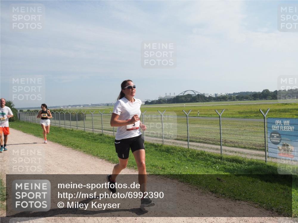 08.09.2024 - Airport Race Miley Keyser http://msf.ph/oto/6992390 08.09.2024 12:12:16 Laufen OLYMPUS, DIGITAL, CAMERA meine-sportfotos.de