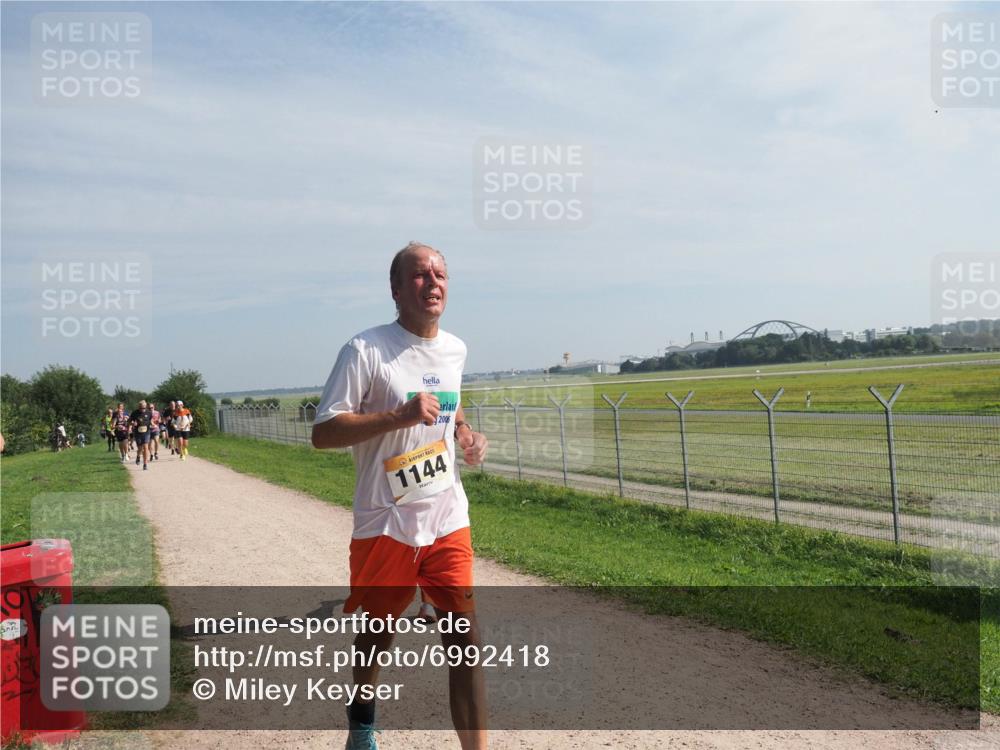 08.09.2024 - Airport Race Miley Keyser http://msf.ph/oto/6992418 08.09.2024 12:12:18 Laufen OLYMPUS, DIGITAL, CAMERA meine-sportfotos.de