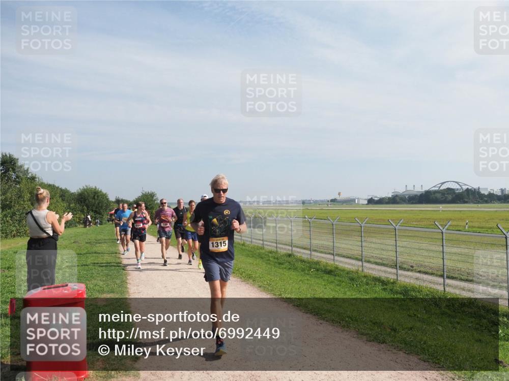 08.09.2024 - Airport Race Miley Keyser http://msf.ph/oto/6992449 08.09.2024 12:12:25 Laufen OLYMPUS, DIGITAL, CAMERA meine-sportfotos.de