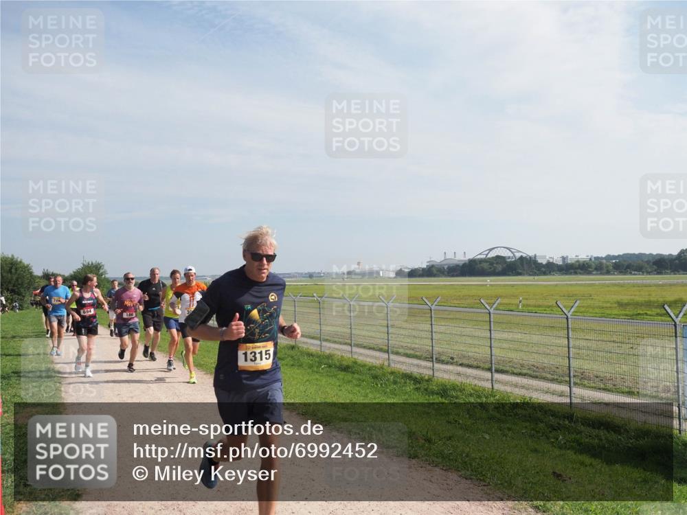 08.09.2024 - Airport Race Miley Keyser http://msf.ph/oto/6992452 08.09.2024 12:12:25 Laufen OLYMPUS, DIGITAL, CAMERA meine-sportfotos.de