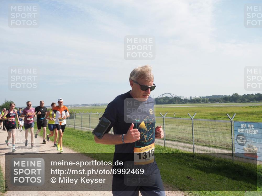 08.09.2024 - Airport Race Miley Keyser http://msf.ph/oto/6992469 08.09.2024 12:12:26 Laufen OLYMPUS, DIGITAL, CAMERA meine-sportfotos.de