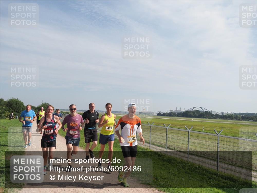 08.09.2024 - Airport Race Miley Keyser http://msf.ph/oto/6992486 08.09.2024 12:12:27 Laufen OLYMPUS, DIGITAL, CAMERA meine-sportfotos.de