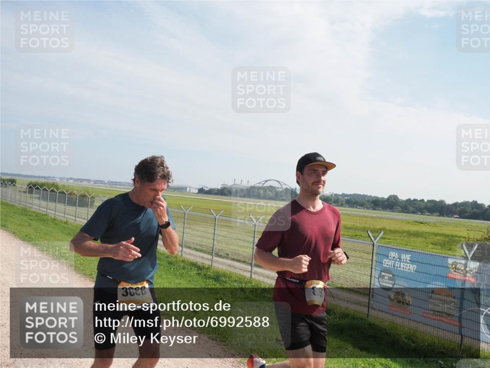 08.09.2024 - Airport Race Miley Keyser http://msf.ph/oto/6992588 08.09.2024 12:12:34 Laufen OLYMPUS, DIGITAL, CAMERA meine-sportfotos.de