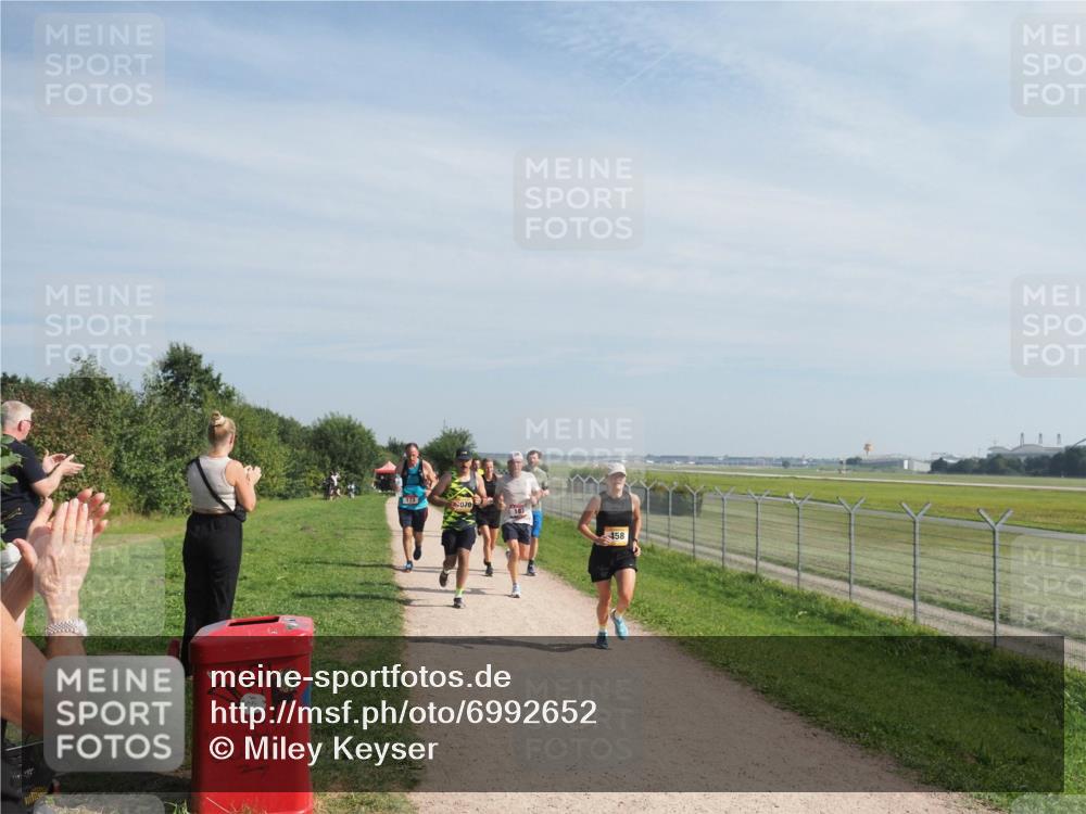 08.09.2024 - Airport Race Miley Keyser http://msf.ph/oto/6992652 08.09.2024 12:12:44 Laufen OLYMPUS, DIGITAL, CAMERA meine-sportfotos.de