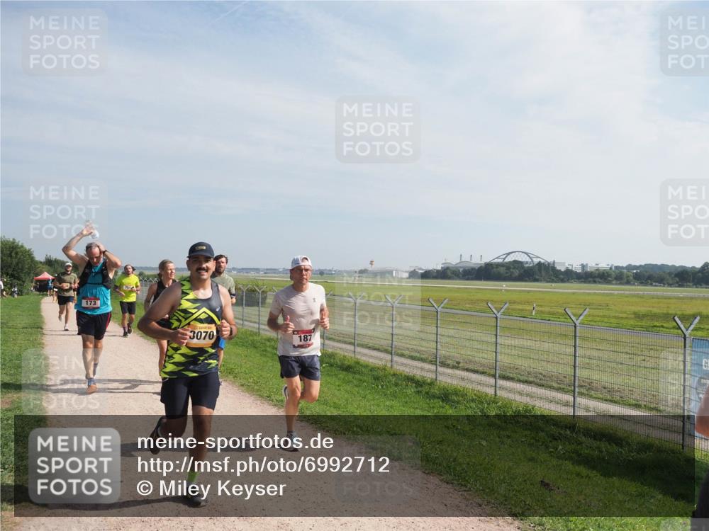 08.09.2024 - Airport Race Miley Keyser http://msf.ph/oto/6992712 08.09.2024 12:12:46 Laufen OLYMPUS, DIGITAL, CAMERA meine-sportfotos.de
