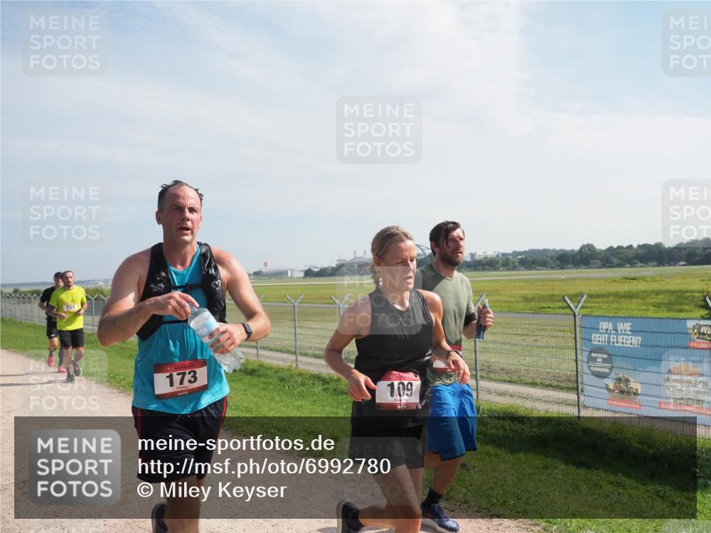 08.09.2024 - Airport Race Miley Keyser http://msf.ph/oto/6992780 08.09.2024 12:12:48 Laufen OLYMPUS, DIGITAL, CAMERA meine-sportfotos.de