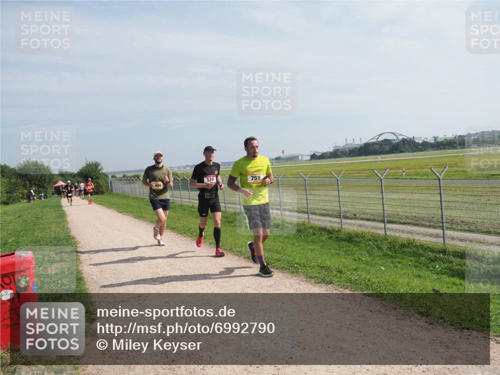 08.09.2024 - Airport Race Miley Keyser http://msf.ph/oto/6992790 08.09.2024 12:12:50 Laufen OLYMPUS, DIGITAL, CAMERA meine-sportfotos.de