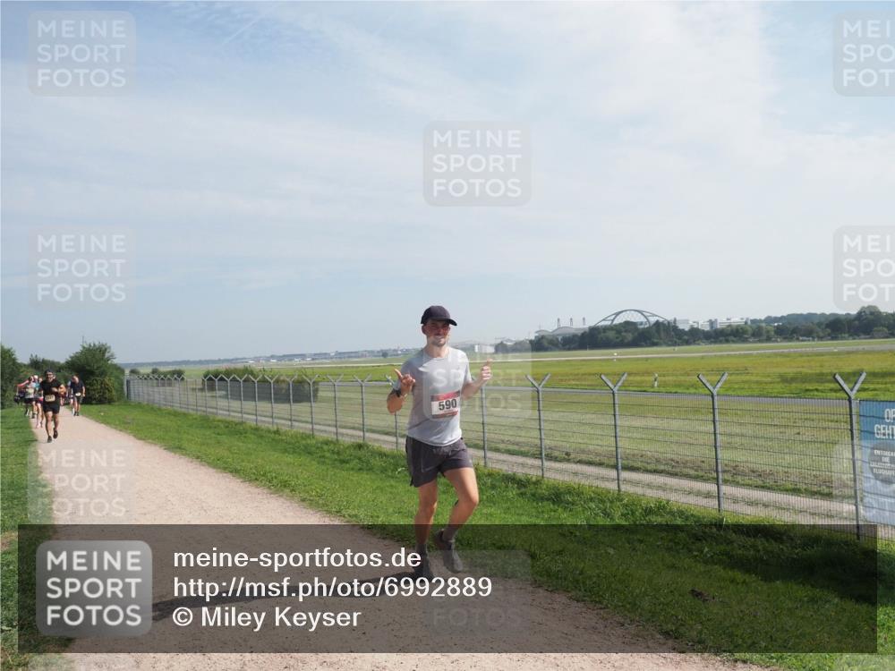 08.09.2024 - Airport Race Miley Keyser http://msf.ph/oto/6992889 08.09.2024 12:13:05 Laufen OLYMPUS, DIGITAL, CAMERA meine-sportfotos.de