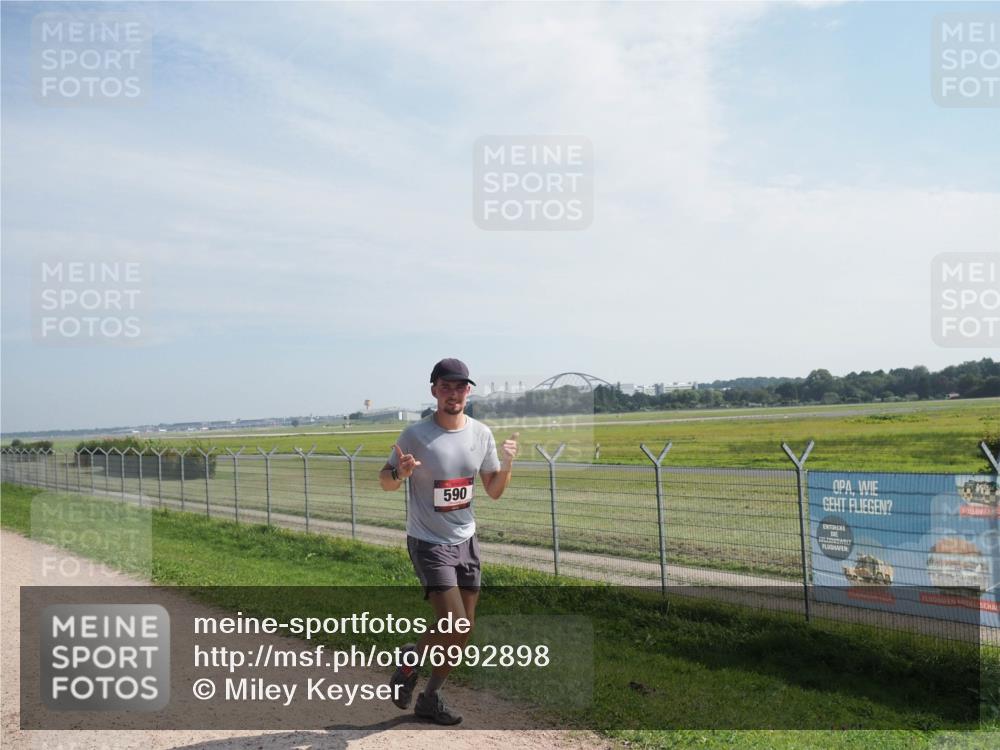 08.09.2024 - Airport Race Miley Keyser http://msf.ph/oto/6992898 08.09.2024 12:13:06 Laufen OLYMPUS, DIGITAL, CAMERA meine-sportfotos.de