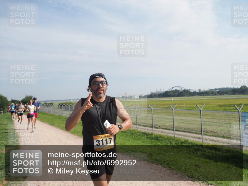 08.09.2024 - Airport Race Miley Keyser http://msf.ph/oto/6992952 08.09.2024 12:13:13 Laufen OLYMPUS, DIGITAL, CAMERA meine-sportfotos.de