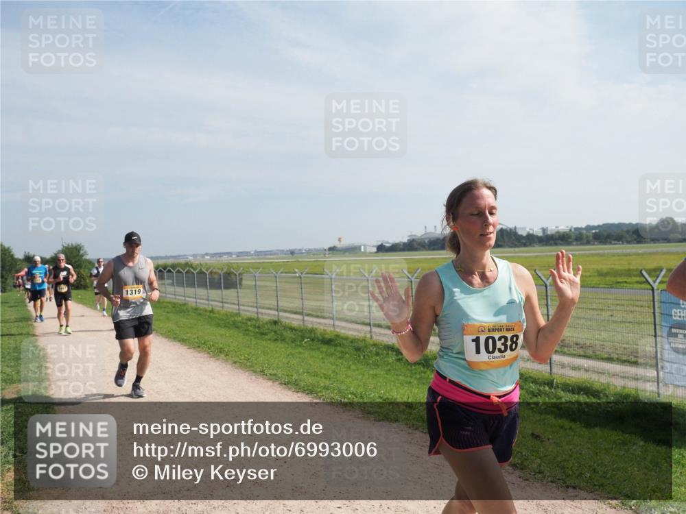 08.09.2024 - Airport Race Miley Keyser http://msf.ph/oto/6993006 08.09.2024 12:13:17 Laufen OLYMPUS, DIGITAL, CAMERA meine-sportfotos.de