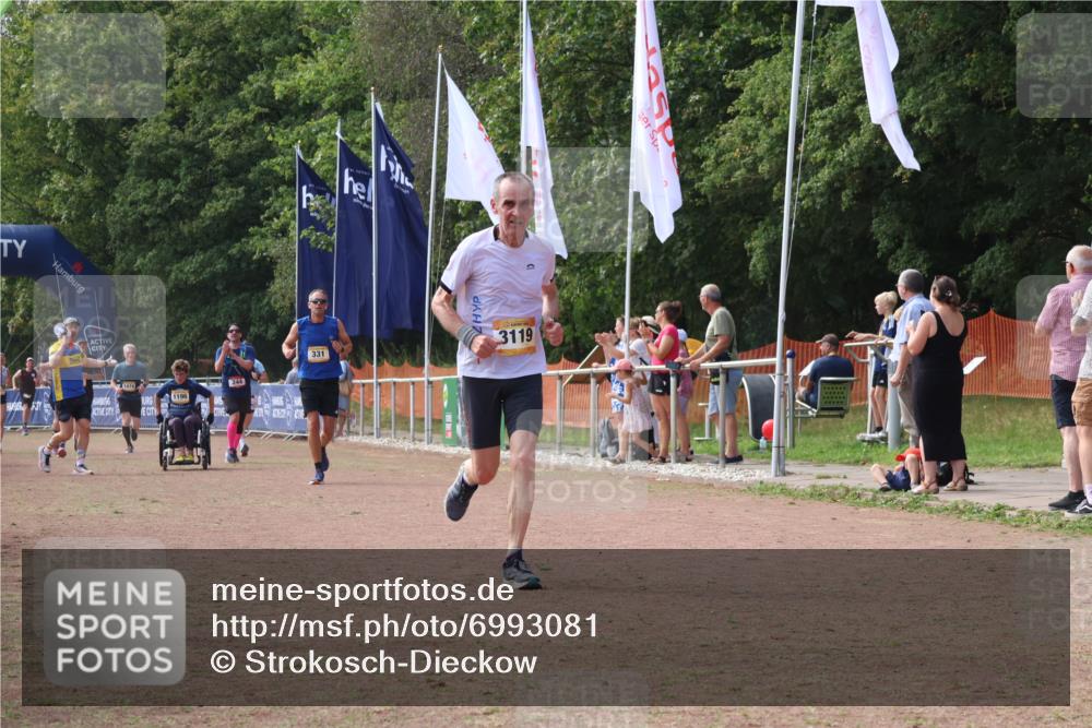 08.09.2024 - Airport Race Strokosch-Dieckow http://msf.ph/oto/6993081 08.09.2024 12:35:51 Ziel 244, 331, 698, 3119 meine-sportfotos.de