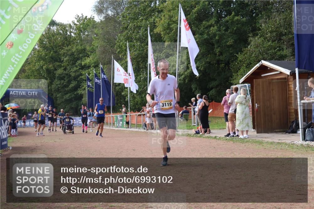 08.09.2024 - Airport Race Strokosch-Dieckow http://msf.ph/oto/6993102 08.09.2024 12:35:52 Ziel 244, 281, 331, 698, 3119 meine-sportfotos.de