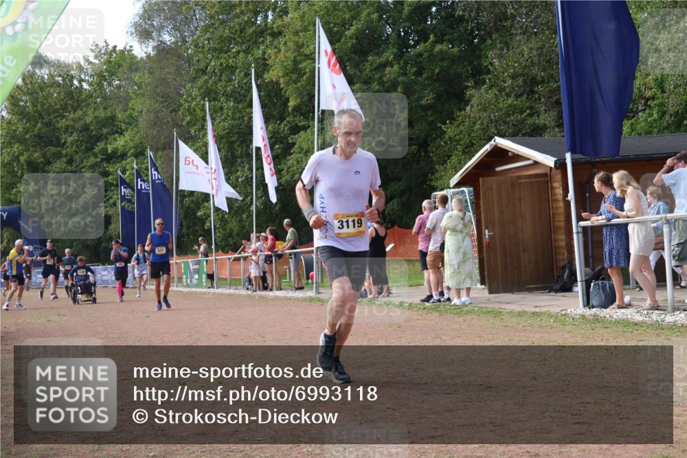 08.09.2024 - Airport Race Strokosch-Dieckow http://msf.ph/oto/6993118 08.09.2024 12:35:52 Ziel 244, 281, 331, 698, 3119 meine-sportfotos.de