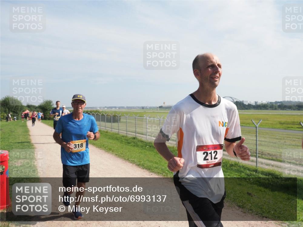 08.09.2024 - Airport Race Miley Keyser http://msf.ph/oto/6993137 08.09.2024 12:13:30 Laufen OLYMPUS, DIGITAL, CAMERA meine-sportfotos.de