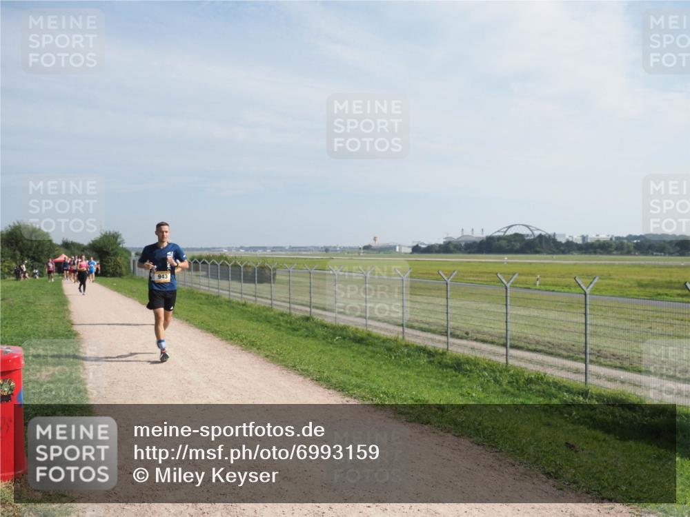 08.09.2024 - Airport Race Miley Keyser http://msf.ph/oto/6993159 08.09.2024 12:13:31 Laufen OLYMPUS, DIGITAL, CAMERA meine-sportfotos.de
