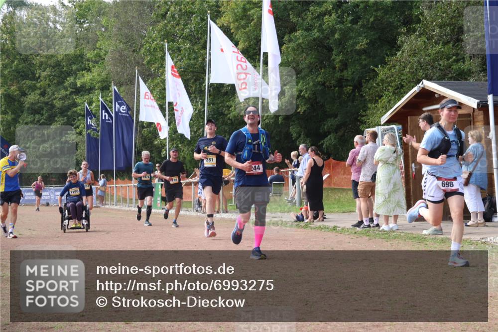 08.09.2024 - Airport Race Strokosch-Dieckow http://msf.ph/oto/6993275 08.09.2024 12:35:58 Ziel 244, 281, 331, 698, 774, 1257, 1474 meine-sportfotos.de