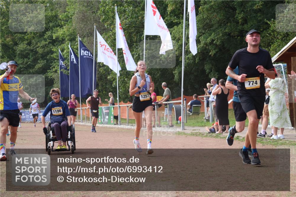 08.09.2024 - Airport Race Strokosch-Dieckow http://msf.ph/oto/6993412 08.09.2024 12:36:03 Ziel 244, 281, 774, 875, 1171, 1257, 1353, 1474, 3127, 3156 meine-sportfotos.de