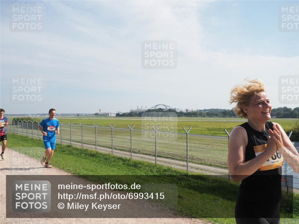 08.09.2024 - Airport Race Miley Keyser http://msf.ph/oto/6993415 08.09.2024 12:13:55 Laufen OLYMPUS, DIGITAL, CAMERA meine-sportfotos.de