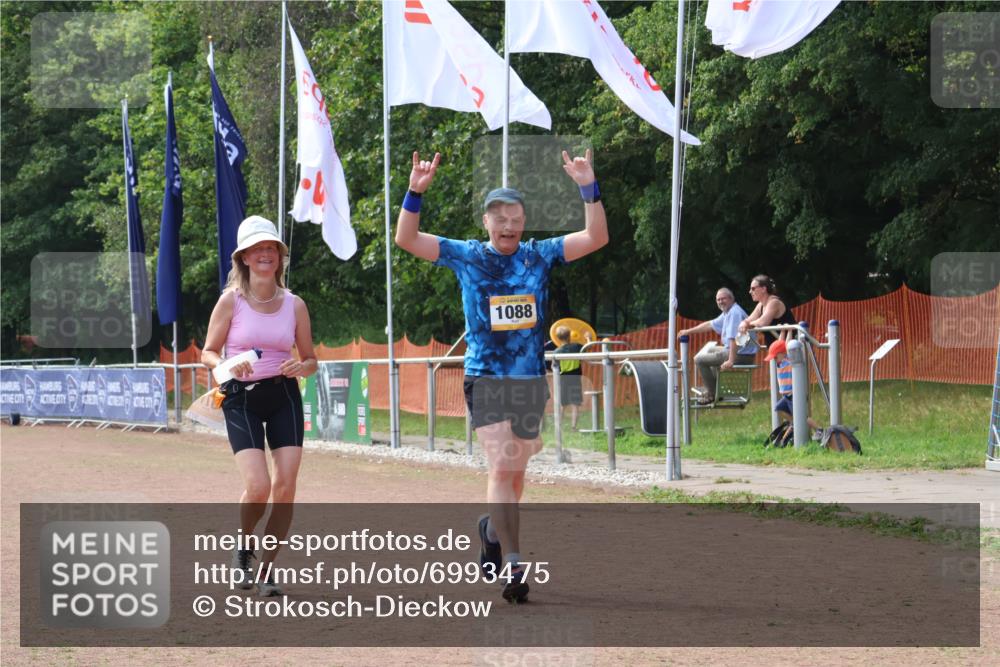 08.09.2024 - Airport Race Strokosch-Dieckow http://msf.ph/oto/6993475 08.09.2024 13:12:38 Ziel 977, 1088 meine-sportfotos.de