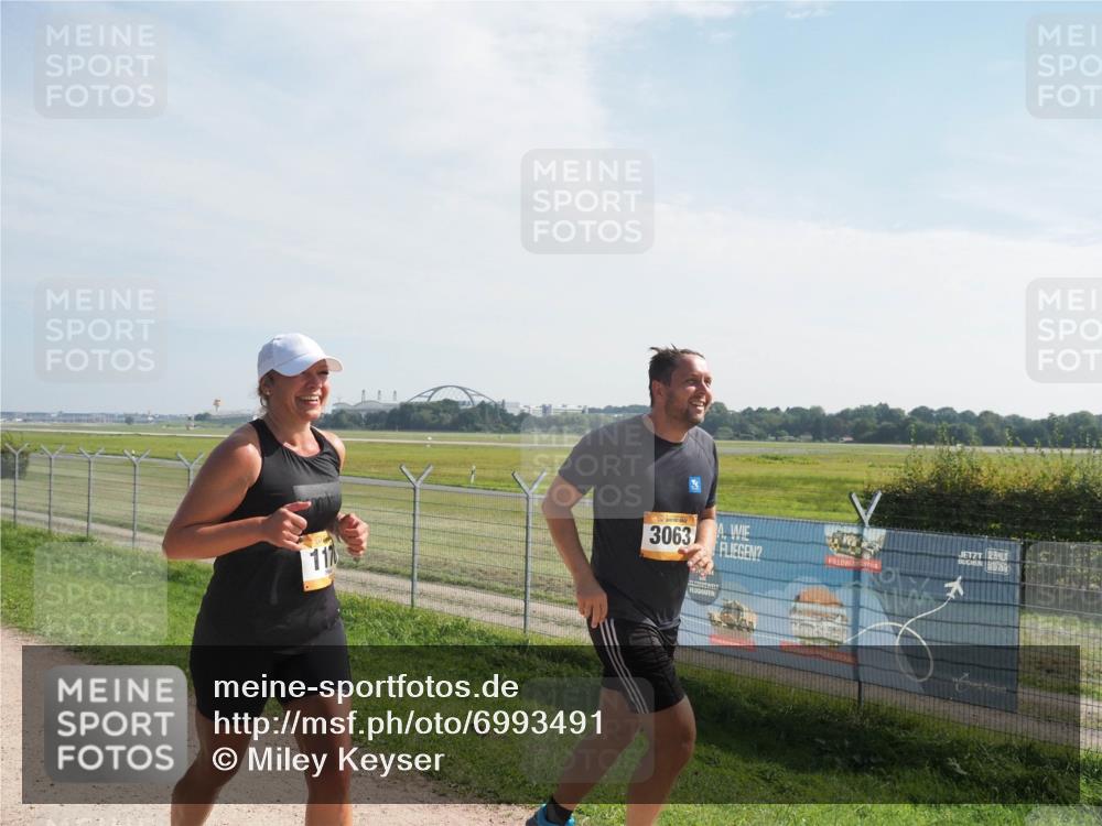 08.09.2024 - Airport Race Miley Keyser http://msf.ph/oto/6993491 08.09.2024 12:14:03 Laufen OLYMPUS, DIGITAL, CAMERA meine-sportfotos.de