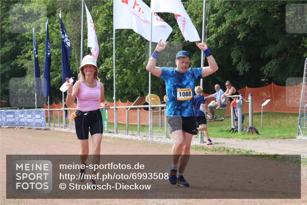 08.09.2024 - Airport Race Strokosch-Dieckow http://msf.ph/oto/6993508 08.09.2024 13:12:39 Ziel 977, 1088 meine-sportfotos.de