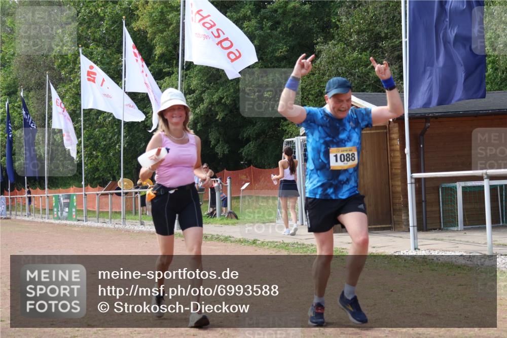 08.09.2024 - Airport Race Strokosch-Dieckow http://msf.ph/oto/6993588 08.09.2024 13:12:41 Ziel 977, 1088 meine-sportfotos.de