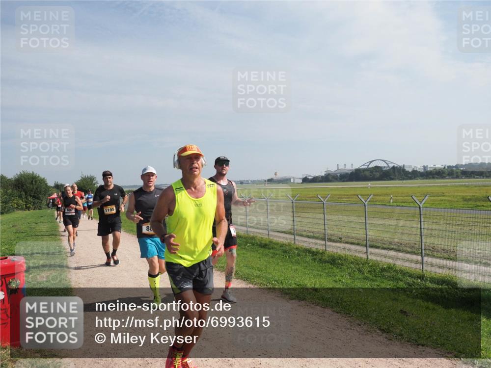 08.09.2024 - Airport Race Miley Keyser http://msf.ph/oto/6993615 08.09.2024 12:14:18 Laufen OLYMPUS, DIGITAL, CAMERA meine-sportfotos.de